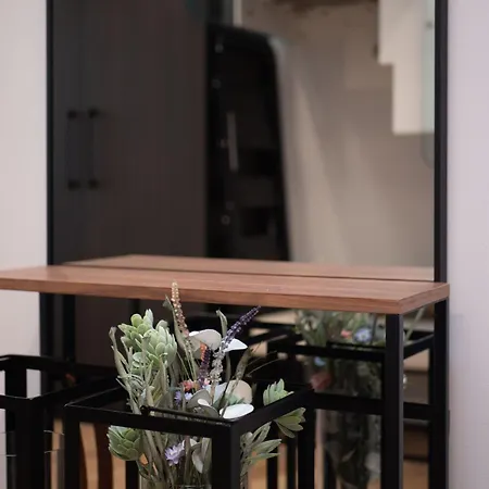 Design On 2 Levels Via Della Spiga Appartement